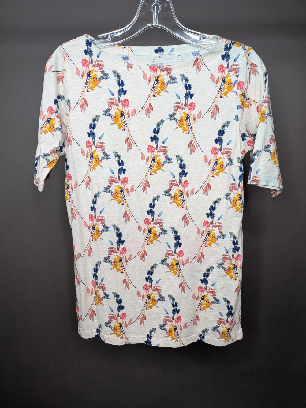 Uniqlo Floral Print Short Sleeve Top